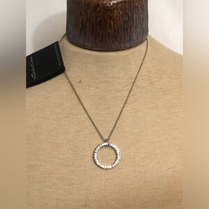Womens Circle Rhinestone Necklace. NEW.